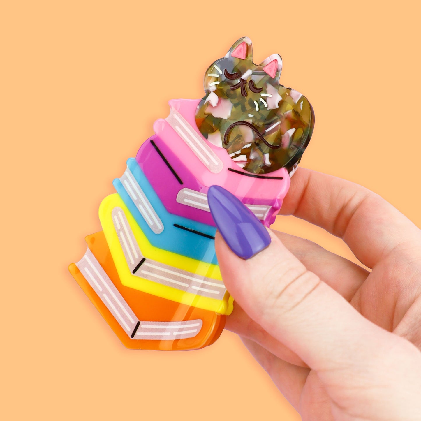 Book Stack Kitty Hair Claw