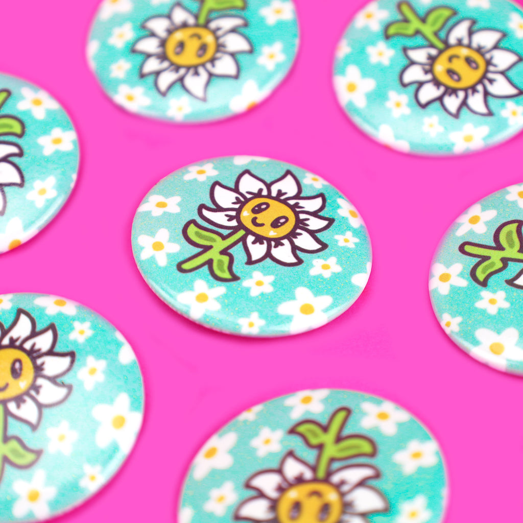 Happy Little Daisy Pinback Button, Daisy Flower, Cute Flower Art, Pinback Badge for Backpack, Jacket, Hat, Cool Flower Pin, Adorable Drawing