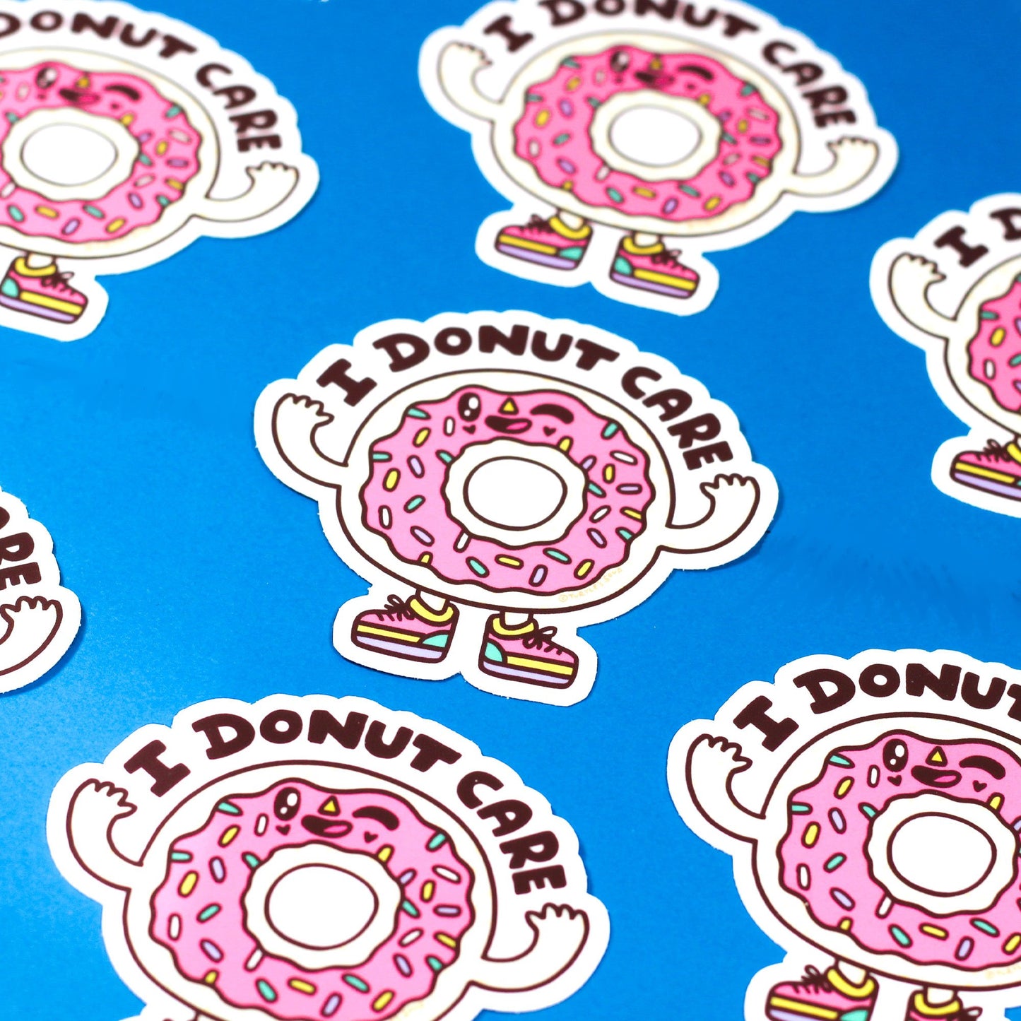 funny-donut-vinyl-sticker-laptop-decals-water-bottle-art